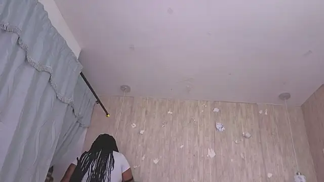 Snapshot of Alexa_roussee chatting on November 21, 2025, 12:48 pm Alexa roussee online show from November 21, 2025, 12:48 pm