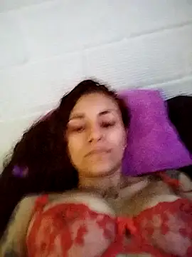 caroline0997 online show from February 7, 2025, 4:03 pm