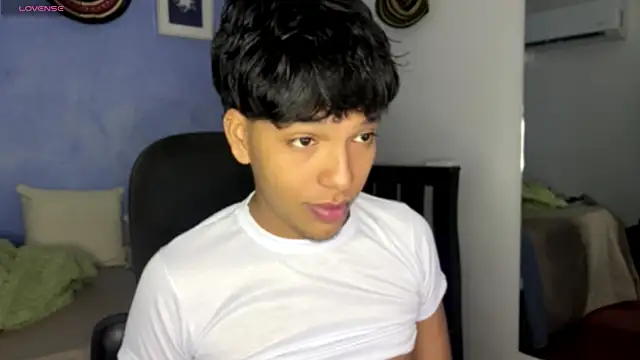 Xander bonnet1 online show from September 16, 2025, 12:17 pm