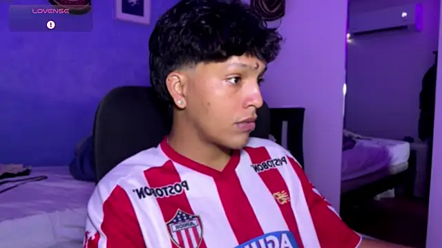 Xander bonnet1 online show from December 3, 2025, 4:39 pm