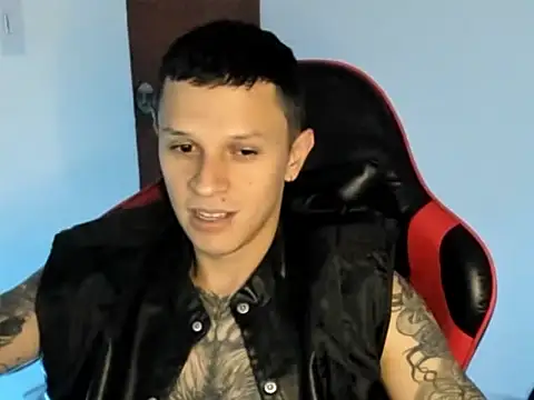 Snapshot of goodboy69l chatting on June 2, 2026, 5:02 pm goodboy69l online show from June 2, 2026, 5:02 pm