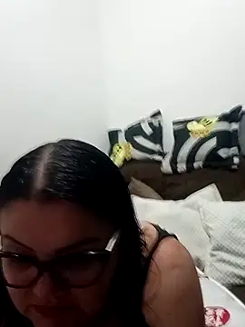 Snapshot of Madisonpalacio chatting on November 22, 2025, 12:21 am Madisonpalacio online show from November 22, 2025, 12:21 am