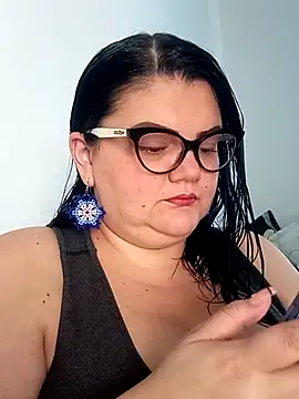 Snapshot of Madisonpalacio chatting on November 29, 2025, 5:13 pm Madisonpalacio online show from November 29, 2025, 5:13 pm