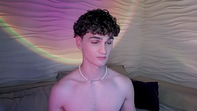 adam 21cm   online show from February 9, 2025, 8:13 pm