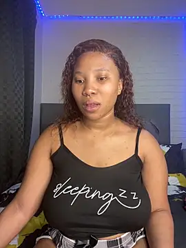 DrippinCaramelCutie online show from March 3, 2026, 10:39 pm