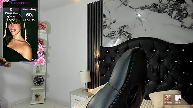Sara-Smith- online show from July 18, 2026, 3:48 am