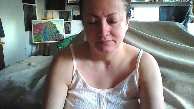 MariaAnaSunshine online show from November 1, 2025, 7:13 am