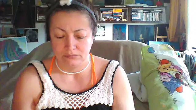 MariaAnaSunshine online show from February 11, 2026, 7:41 am