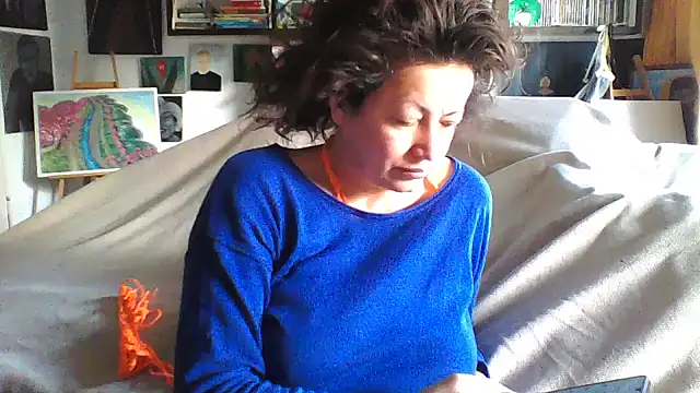 MariaAnaSunshine online show from October 29, 2025, 6:45 am