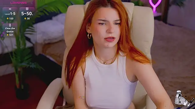 Snapshot of RedShinee chatting on September 29, 2025, 12:33 pm RedShinee online show from September 29, 2025, 12:33 pm