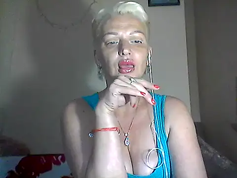 Snapshot of MaryJane441 chatting on July 14, 2026, 8:04 pm MaryJane441 online show from July 14, 2026, 8:04 pm