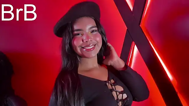 Snapshot of zoe_roux21 chatting on October 4, 2025, 9:49 pm zoe roux21 online show from October 4, 2025, 9:49 pm