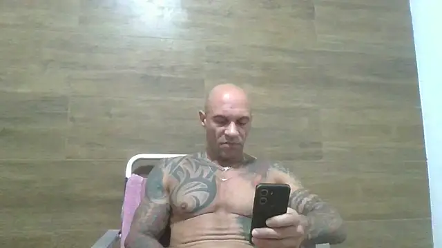 Arc8njoblack online show from April 4, 2026, 4:52 am