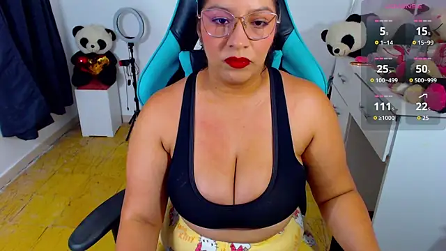 Snapshot of lulu_ferrer chatting on February 26, 2025, 3:35 am lulu ferrer online show from February 26, 2025, 3:35 am