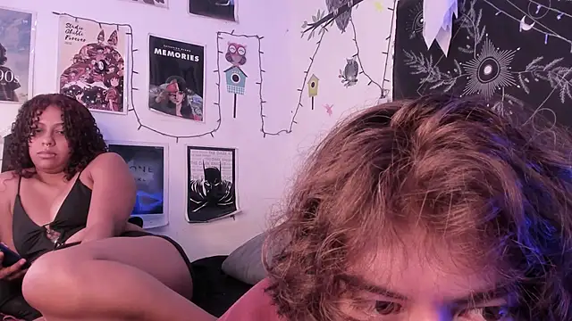 hothoneychile online show from September 20, 2025, 4:17 am