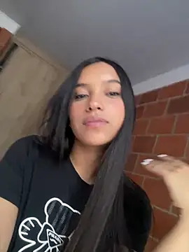 Snapshot of RoxyRoss_ chatting on February 7, 2025, 10:52 pm RoxyRoss online show from February 7, 2025, 10:52 pm