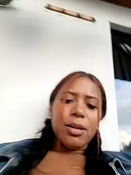 Snapshot of cindy_damm chatting on March 17, 2025, 6:53 pm cindy damm online show from March 17, 2025, 6:53 pm