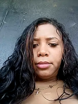 Snapshot of cindy_damm chatting on October 25, 2025, 6:52 pm cindy damm online show from October 25, 2025, 6:52 pm