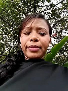 Snapshot of cindy_damm chatting on September 8, 2025, 8:19 pm cindy damm online show from September 8, 2025, 8:19 pm