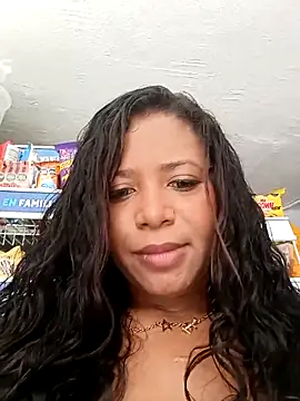 Snapshot of cindy_damm chatting on October 18, 2025, 7:16 pm cindy damm online show from October 18, 2025, 7:16 pm