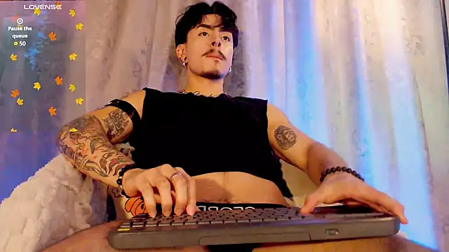 Mathew stardust online show from December 13, 2025, 11:44 pm