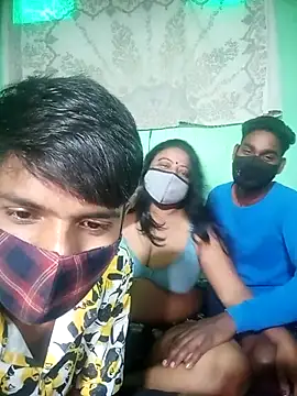 Snapshot of Group_Of_Lust chatting on November 25, 2025, 7:41 am Group Of Lust online show from November 25, 2025, 7:41 am