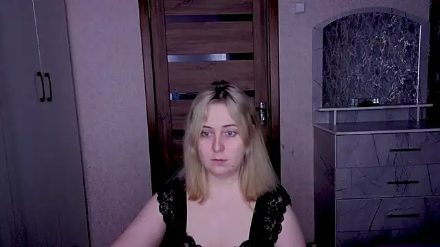 Kristy-Max online show from February 20, 2026, 7:27 pm