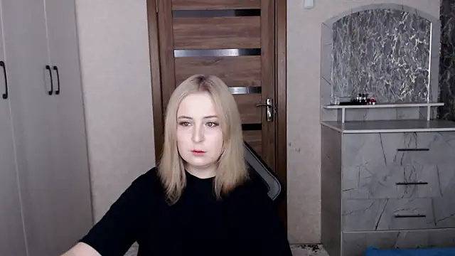 Kristy-Max online show from January 6, 2026, 9:19 pm