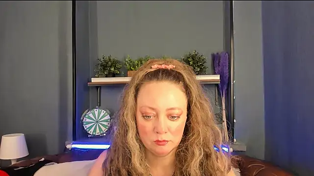 JesiaFoxi online show from March 19, 2025, 2:24 pm