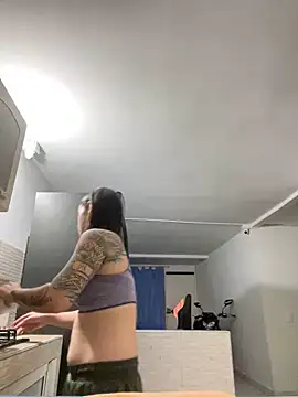 Snapshot of gabymason chatting on December 20, 2024, 1:47 am gabymason online show from December 20, 2024, 1:47 am