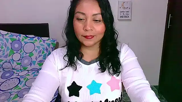 Snapshot of zaray_bella chatting on January 11, 2026, 8:49 pm zaray bella online show from January 11, 2026, 8:49 pm