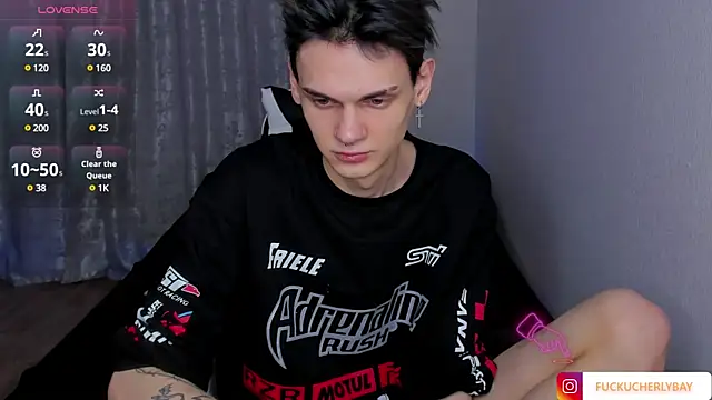 Snapshot of CHERLYBAY chatting on February 24, 2025, 8:36 pm CHERLYBAY online show from February 24, 2025, 8:36 pm