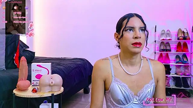 Snapshot of CampbelGinger chatting on November 7, 2025, 1:43 am CampbelGinger online show from November 7, 2025, 1:43 am