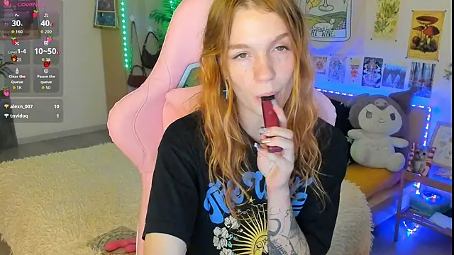 Sunny Elly online show from September 16, 2025, 3:02 pm