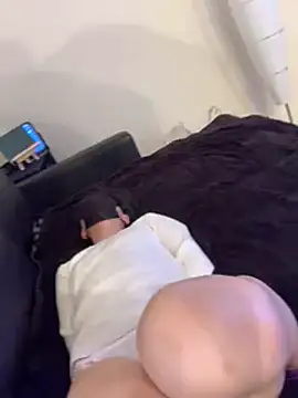 Angels1-2-3-4-5 online show from January 16, 2025, 4:39 pm