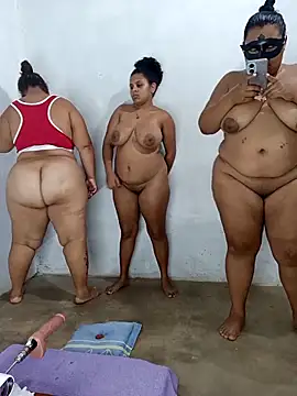 Lucky-hot-girls online show from September 14, 2025, 11:21 am