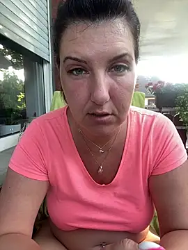 NatiLove35 online show from June 27, 2026, 5:57 am