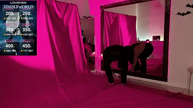 Snapshot of Alexa_Miss chatting on November 1, 2025, 8:36 pm Alexa Miss online show from November 1, 2025, 8:36 pm