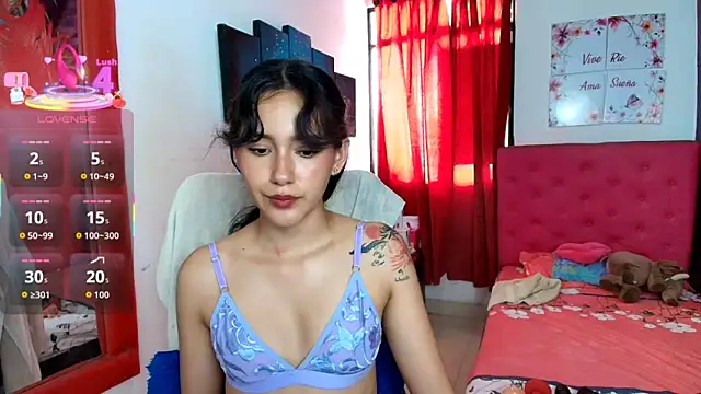 miley blue  online show from November 1, 2025, 7:19 pm