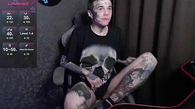 Snapshot of lonelycrystal chatting on March 12, 2025, 12:57 pm lonelycrystal online show from March 12, 2025, 12:57 pm