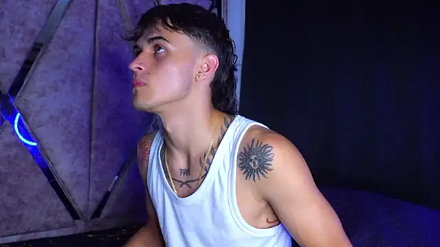 SebastianJust online show from December 11, 2024, 6:04 am