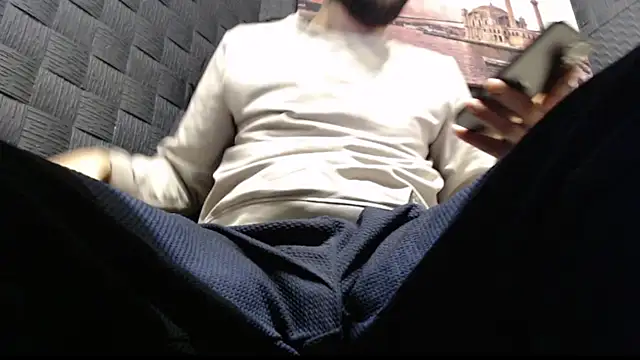 hardbigcock16 online show from November 29, 2025, 7:30 am