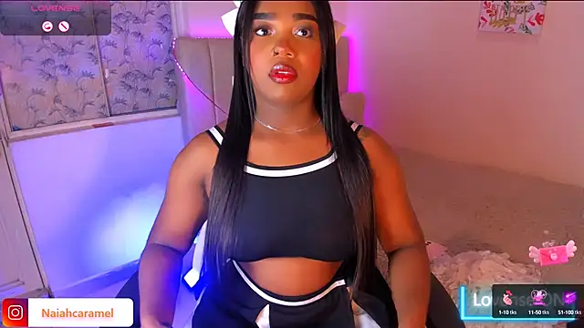 naiahcaramell online show from March 17, 2025, 10:40 pm