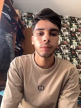 Snapshot of 2DemetCCoop2 chatting on October 4, 2025, 1:12 pm 2DemetCCoop2 online show from October 4, 2025, 1:12 pm