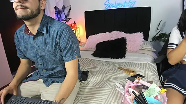 Snapshot of -soulmate-s chatting on October 21, 2025, 2:38 pm -soulmate-s online show from October 21, 2025, 2:38 pm