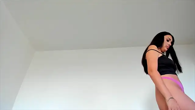 Snapshot of hornyemma__ chatting on September 17, 2025, 8:49 am hornyemma online show from September 17, 2025, 8:49 am