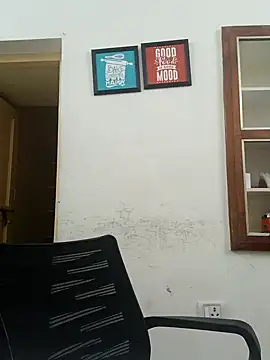 Long Laster online show from February 5, 2025, 11:34 am