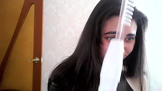 Snapshot of Kashtanka_ chatting on September 12, 2025, 6:46 am Kashtanka online show from September 12, 2025, 6:46 am