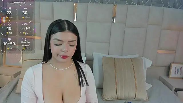 im gaby  online show from November 12, 2025, 9:18 pm