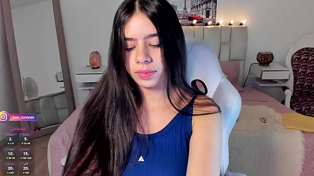 zoe turnner 18 online show from September 18, 2025, 11:35 am